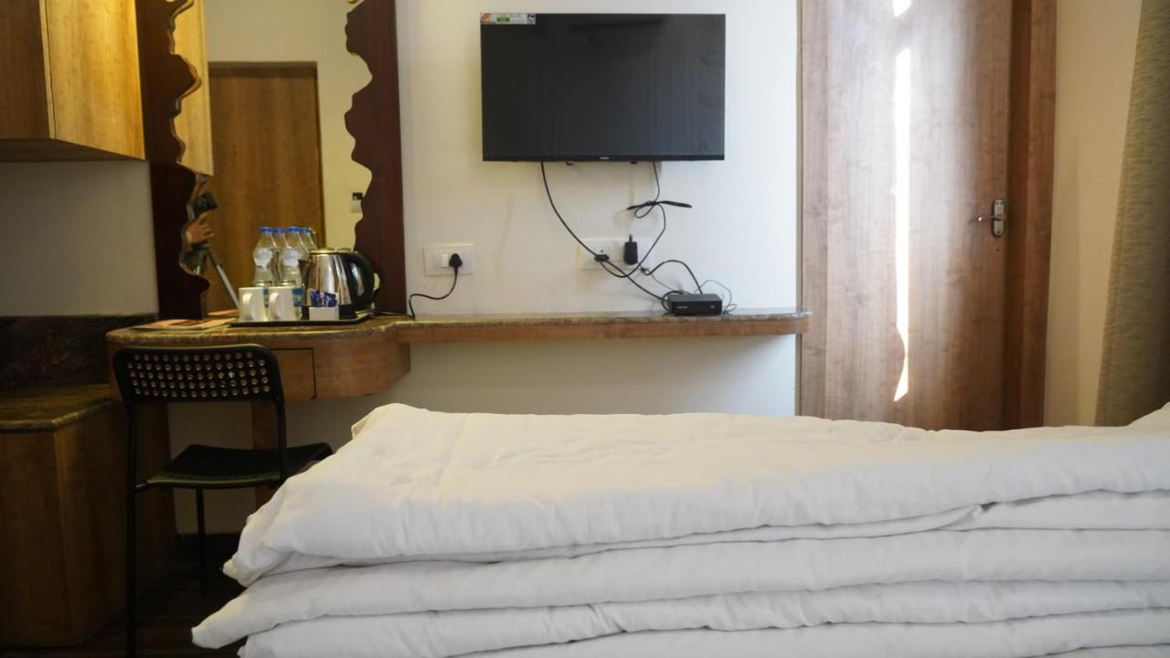 Hotel Rio Benaras 瓦拉纳西 外观 照片