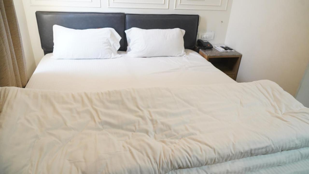 Hotel Rio Benaras 瓦拉纳西 外观 照片