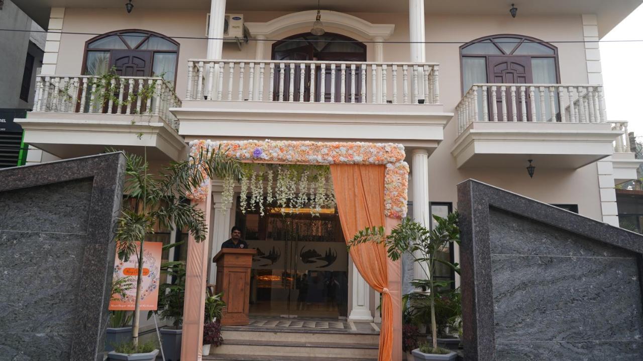 Hotel Rio Benaras 瓦拉纳西 外观 照片