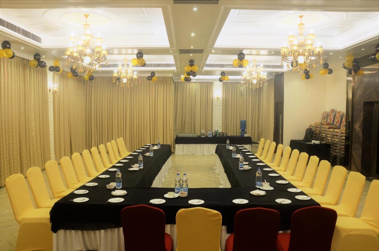 Hotel Rio Benaras 瓦拉纳西 外观 照片