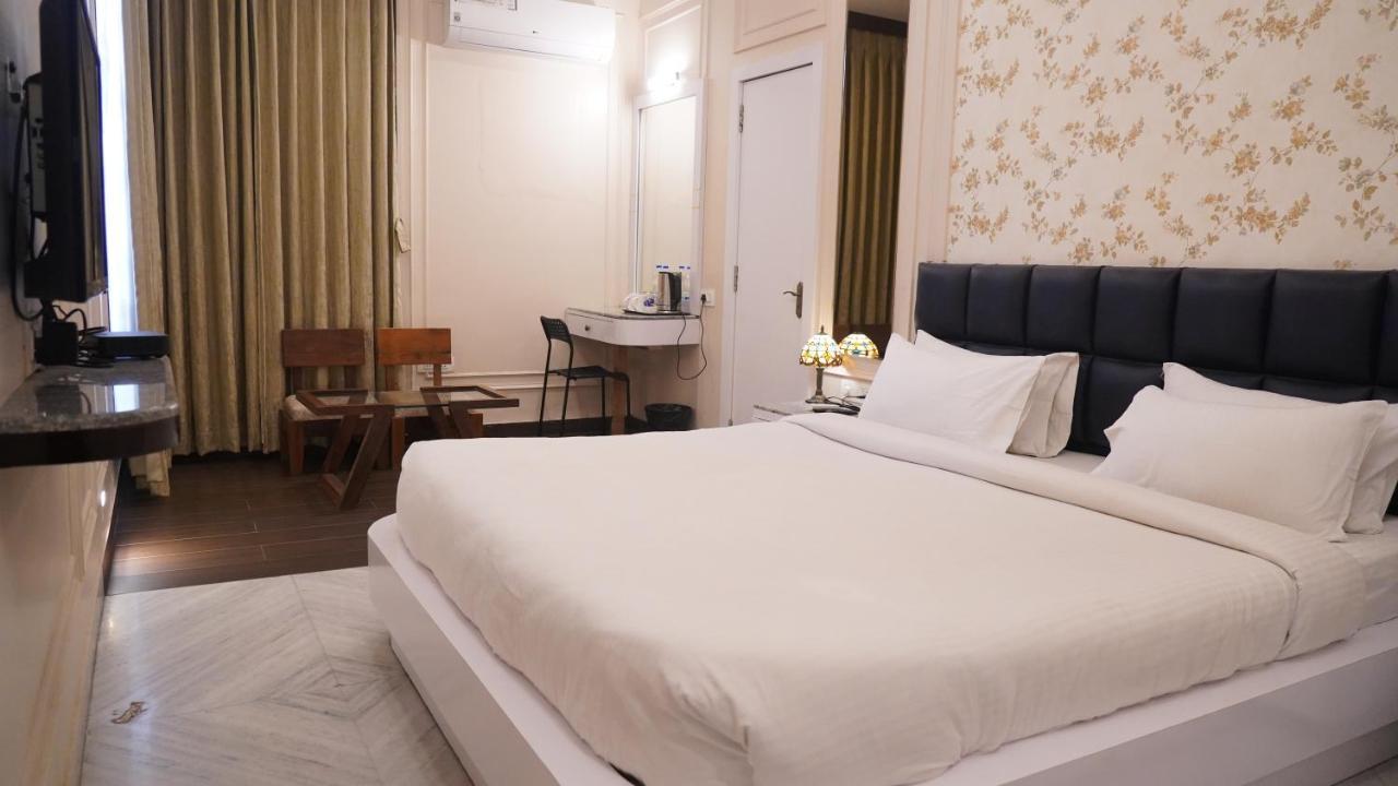 Hotel Rio Benaras 瓦拉纳西 外观 照片